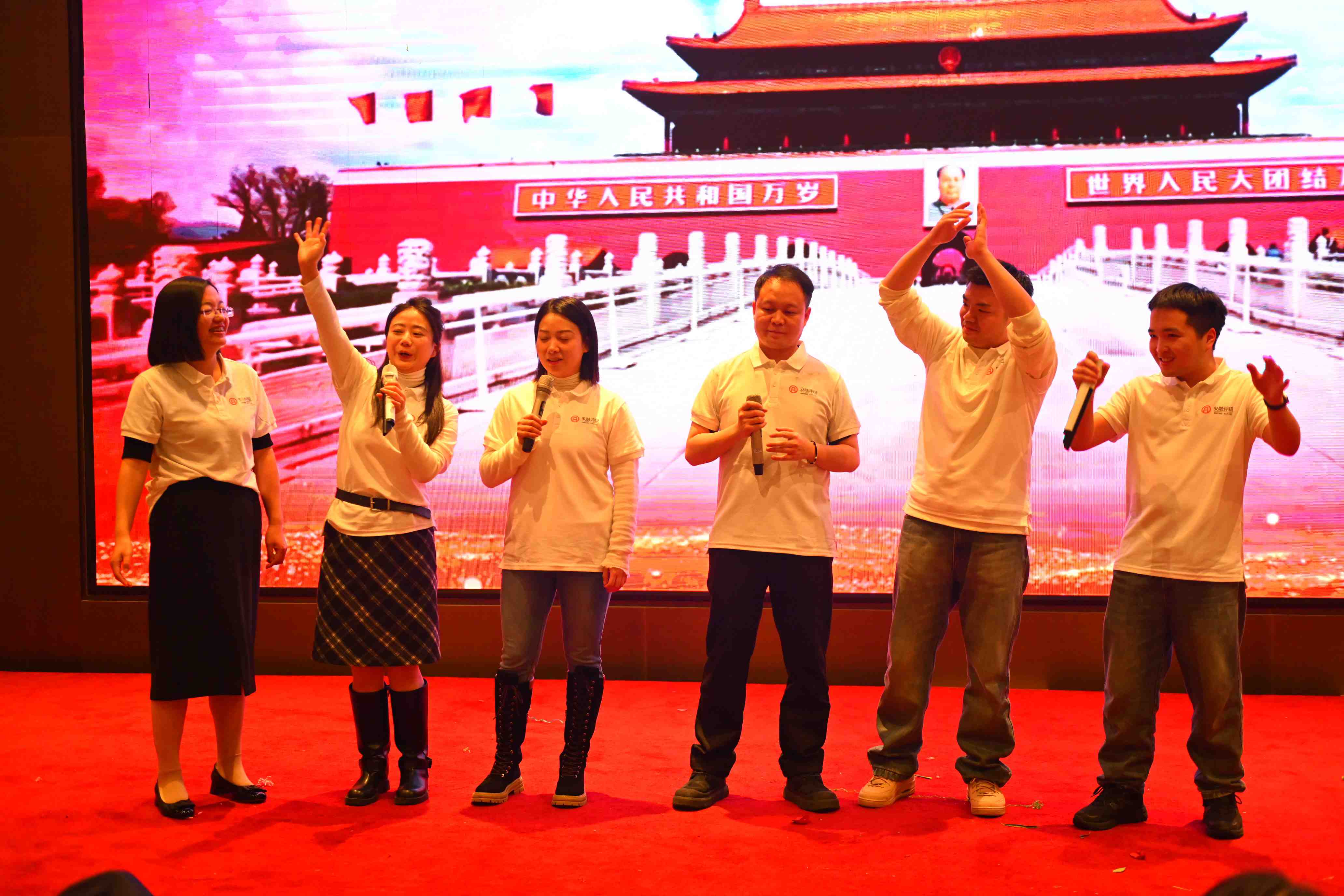 18明天会更好_副本.jpg 18明天会更好_副本.jpg